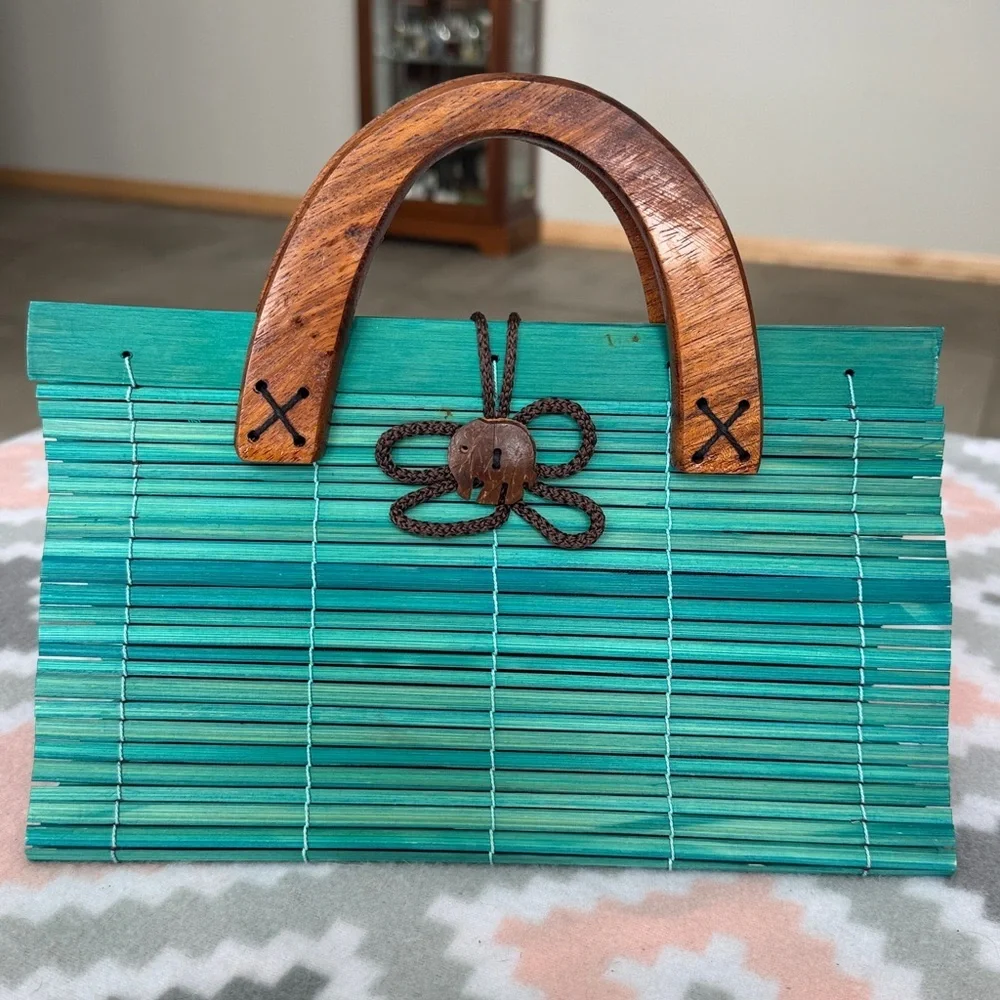 Teal Bamboo Clutch with Wooden Handle - Picture 3 of 13